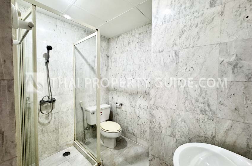 Apartment in Phaholyothin 